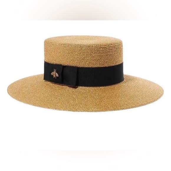 Gucci Accessories - GUCCI Straw Hat Beige with Black Ribbon & Bee